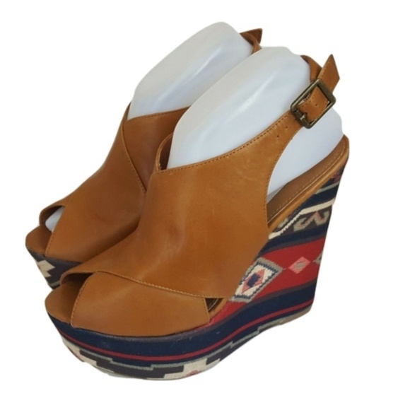 Steve Madden Elissa Wedge Aztec Tribal Print 7.5 - Picture 2 of 8